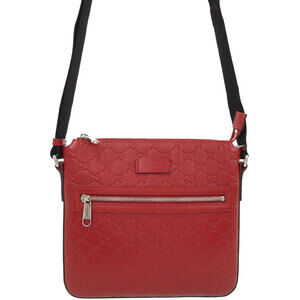GUCCI Signature Guccissima Leather Messenger Crossbody Bag Black